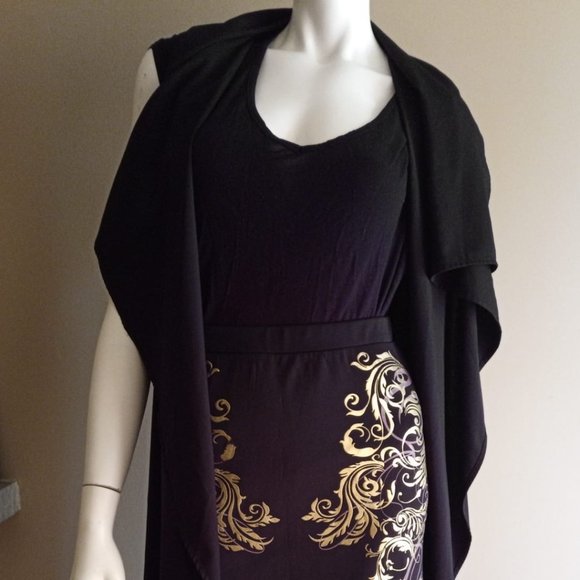 Jacket, skirt and top - Picture 1 of 2